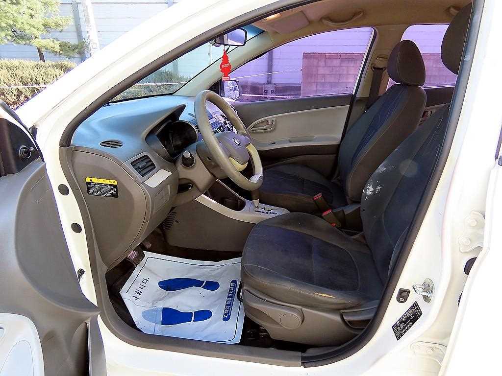 KIA Morning - Vista 5