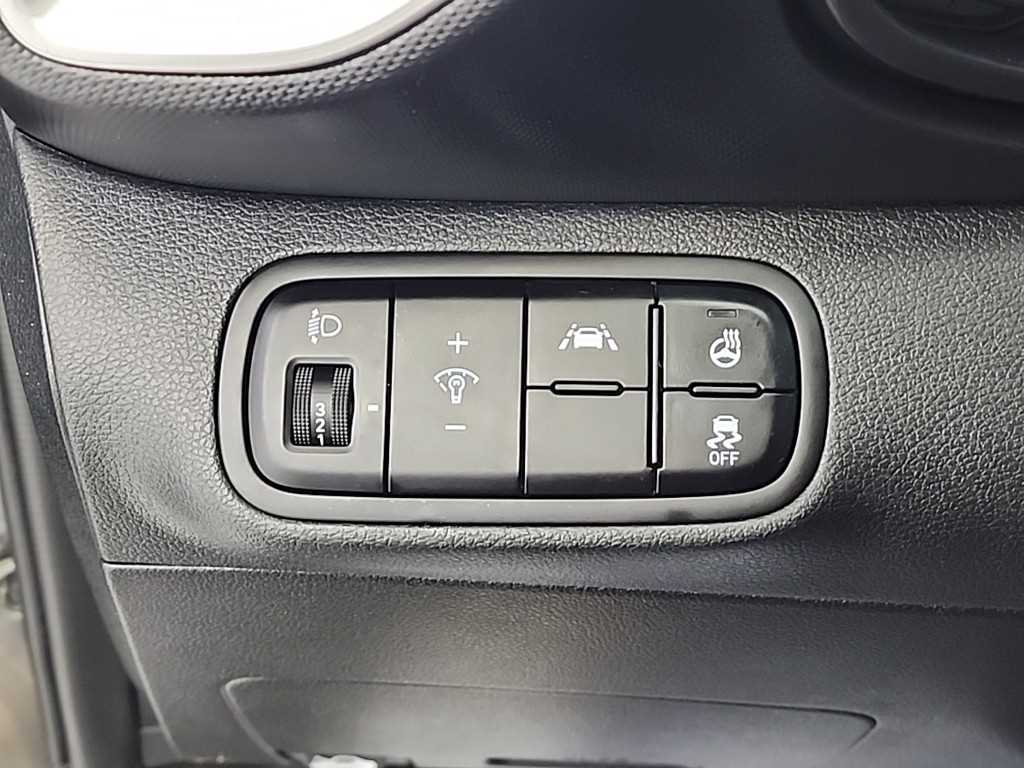 HYUNDAI Venue 2021 Gris - Importación desde Corea - HF Imports Iquique - Foto 15