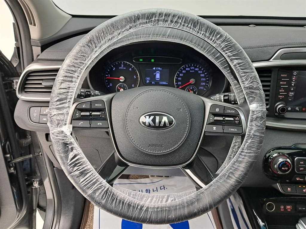 KIA Sorento - Vista 7