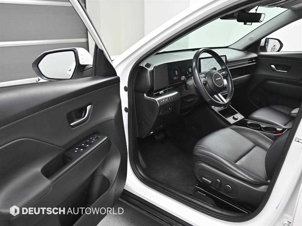 HYUNDAI Kona - Vista 11