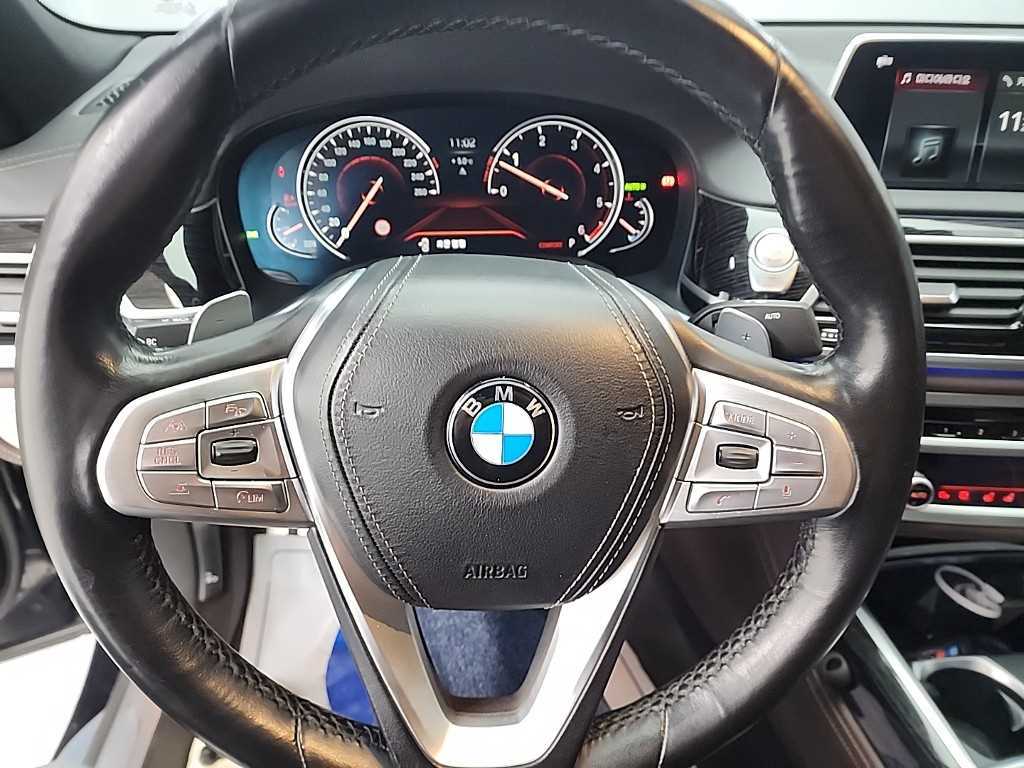 BMW 7 Series - Vista 9