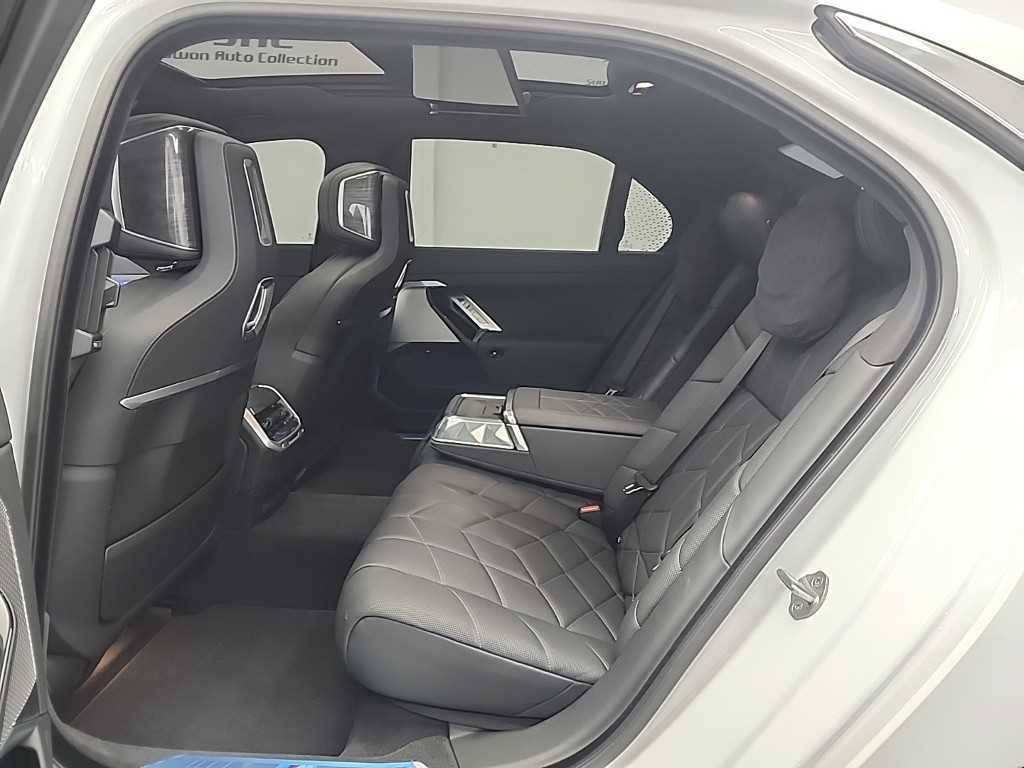 BMW i7 2024 Blanco - Importación desde Corea - HF Imports Iquique - Foto 13