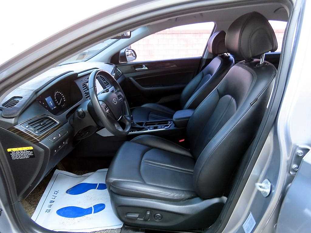 HYUNDAI Sonata - Vista 5