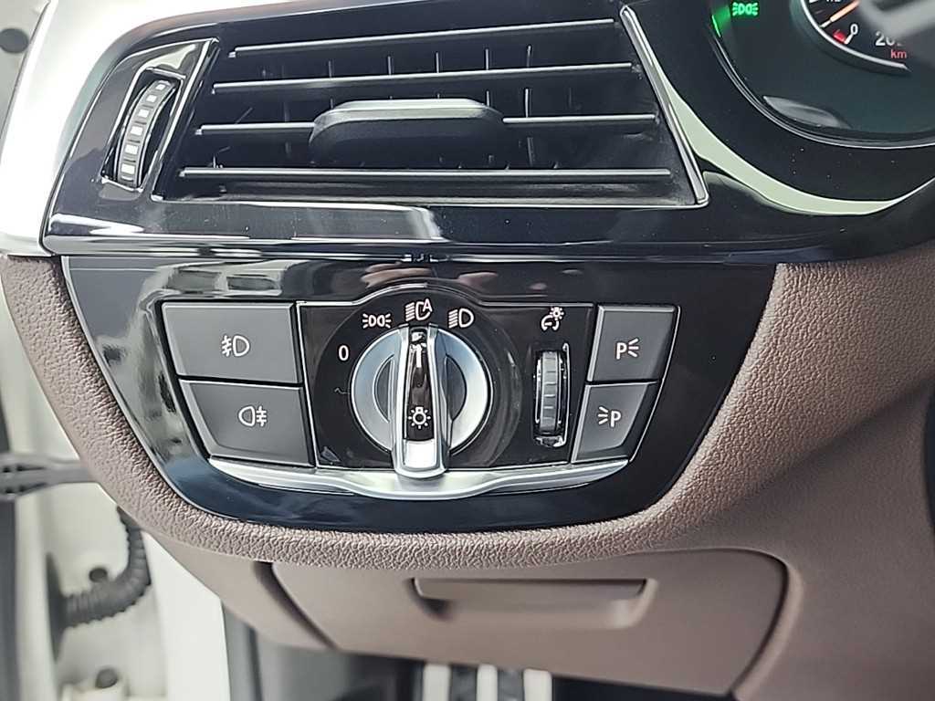 BMW 5 Series 2018 Blanco - Importación desde Corea - HF Imports Iquique - Foto 18