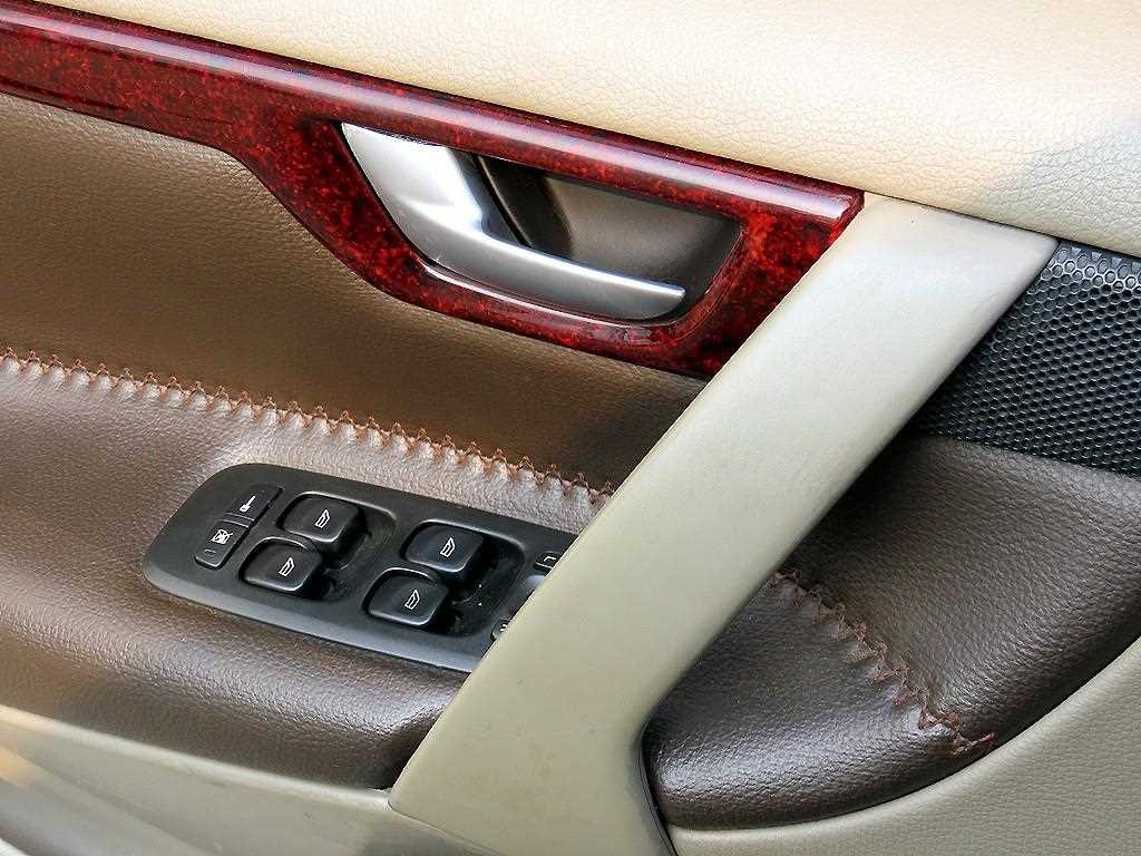 Volvo XC70 - Vista 11