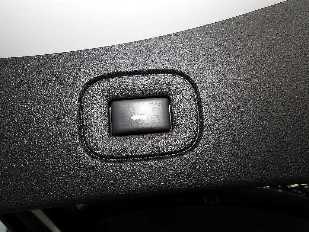 SAMSUNG QM6 2020 Blanco - Importación desde Corea - HF Imports Iquique - Foto 16