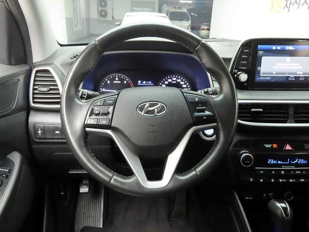 HYUNDAI Tucson - Vista 7