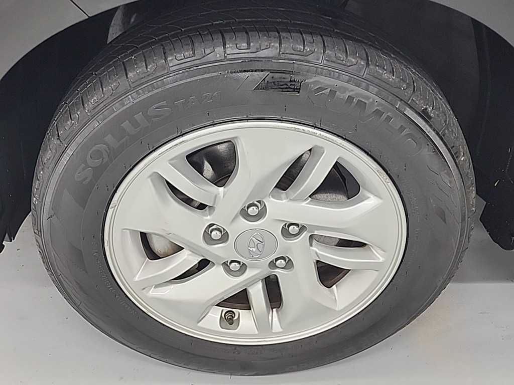 HYUNDAI Venue 2021 Gris - Importación desde Corea - HF Imports Iquique - Foto 19