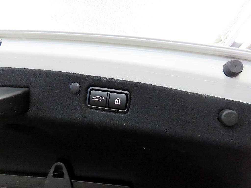 HYUNDAI Grandeur 2022 Blanco - Importación desde Corea - HF Imports Iquique - Foto 16