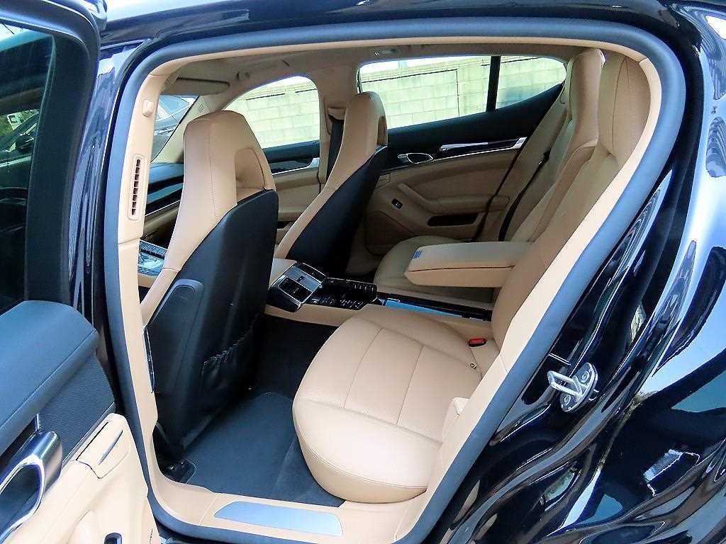 Porsche Panamera - Vista 6
