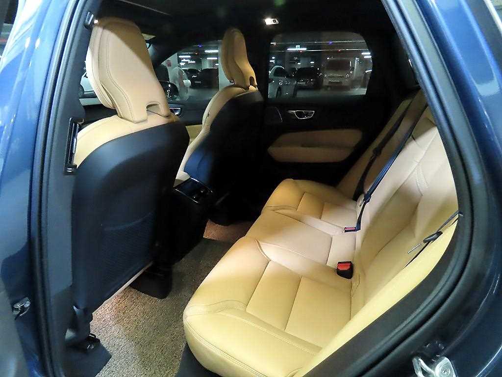 Volvo XC60 - Vista 7