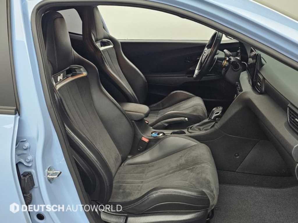 HYUNDAI Veloster - Vista 10