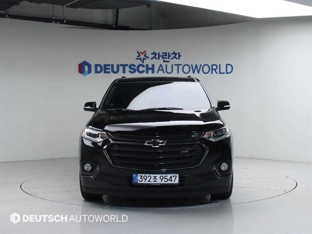 Chevrolet Travers - Vista 3