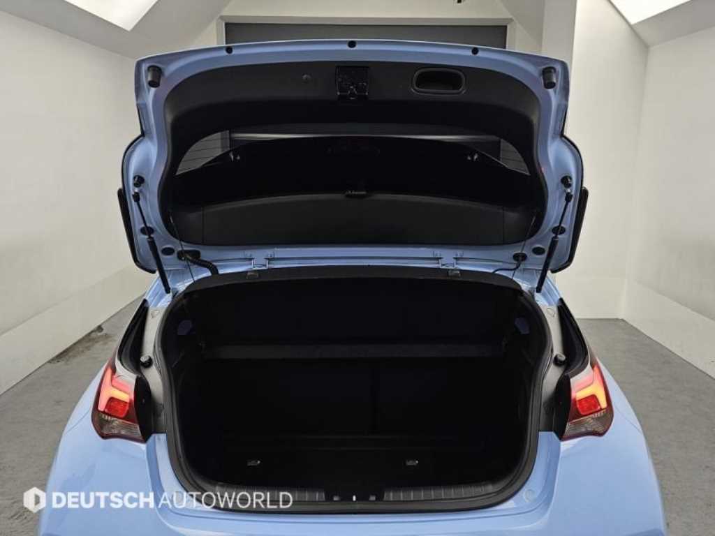 HYUNDAI Veloster 2023 Azul - Importación desde Corea - HF Imports Iquique - Foto 19