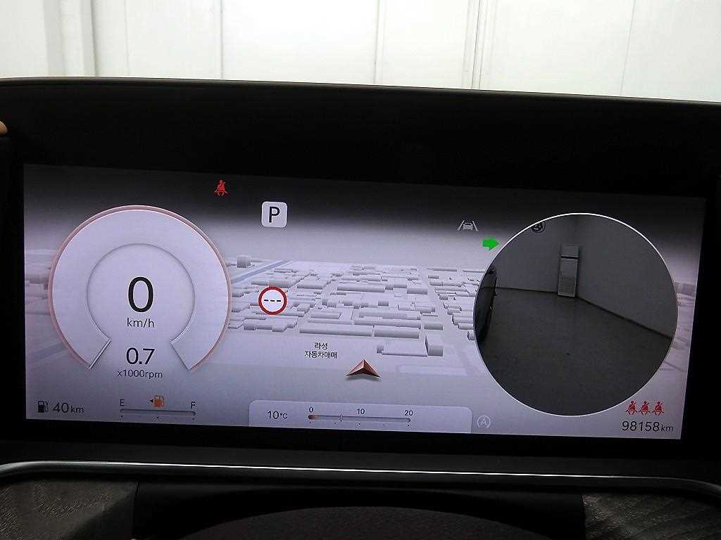 Genesis G90 - Vista 11