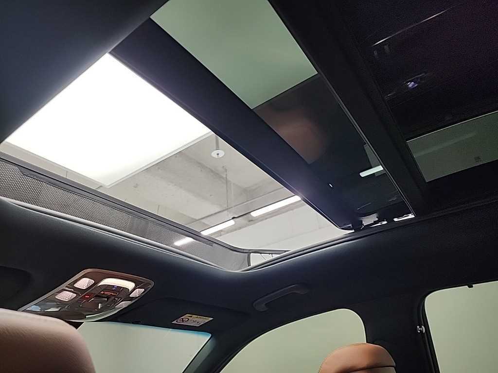 Genesis GV70 2024 Blanco - Importación desde Corea - HF Imports Iquique - Foto 15