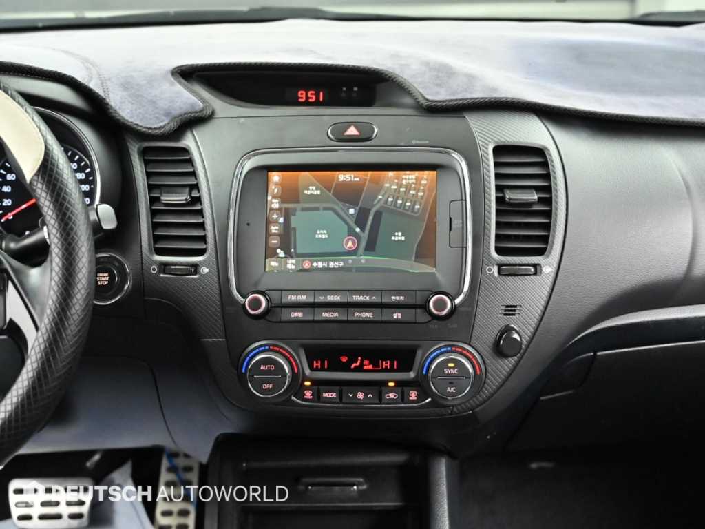 KIA K3 2017 Negro - Importación desde Corea - HF Imports Iquique - Foto 14