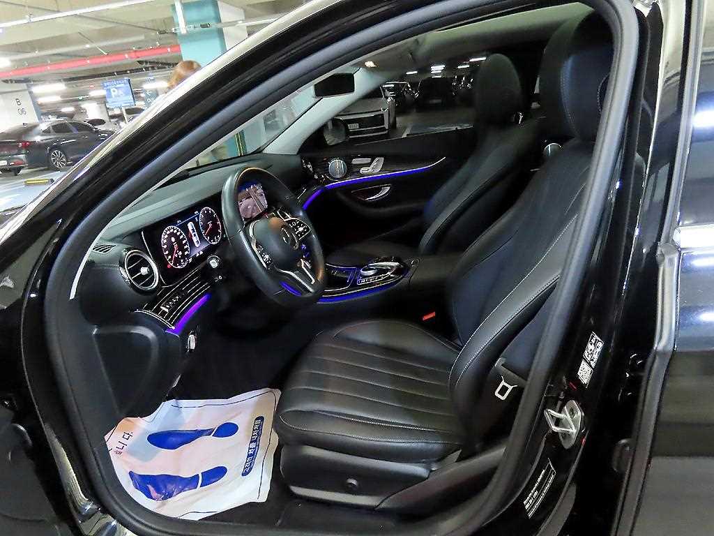 Mercedes Benz E class - Vista 6