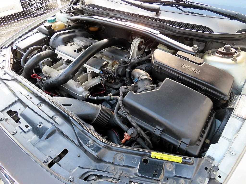 Volvo XC70 2004 Plateado - Importación desde Corea - HF Imports Iquique - Foto 18