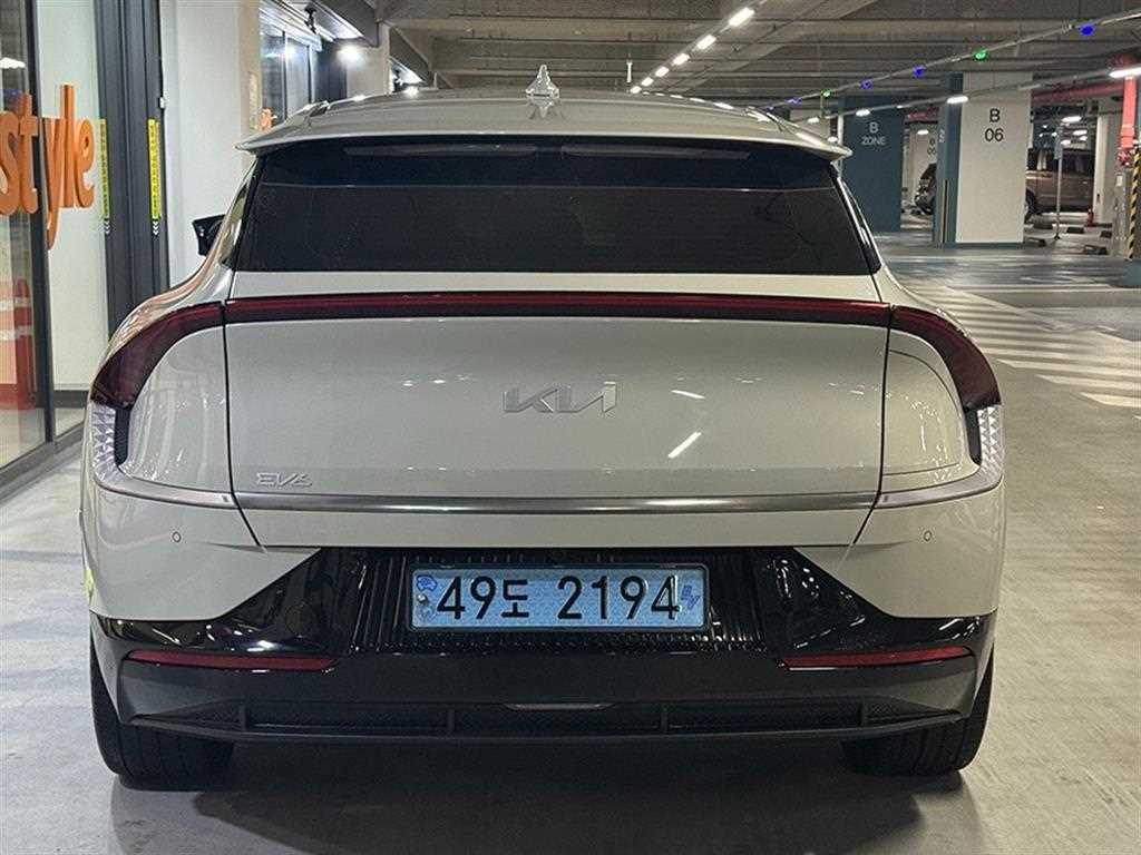 KIA EV6 - Vista 5