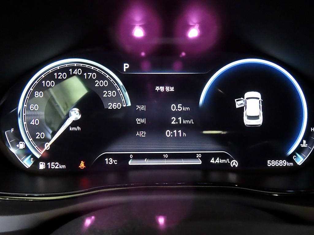 Genesis GV70 - Vista 9