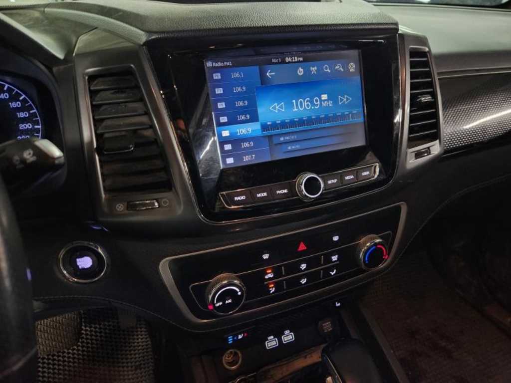 Ssangyong Rexton - Vista 8