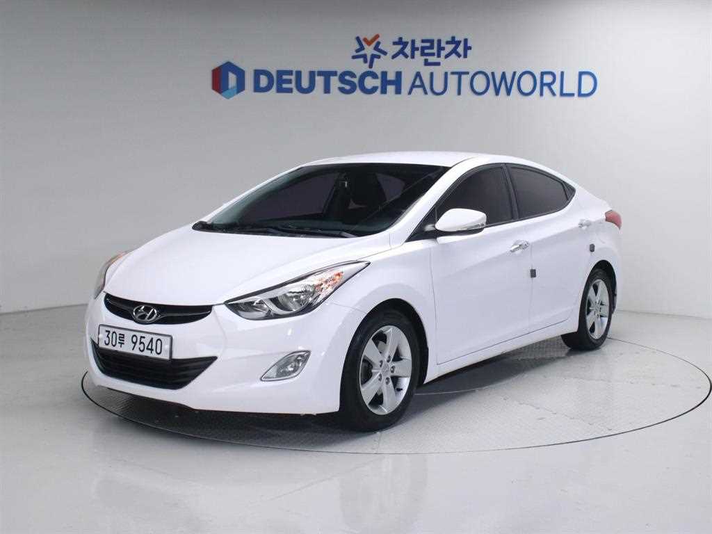 HYUNDAI Avante 2014 Blanco - Importación desde Corea - HF Imports Iquique - Foto 1