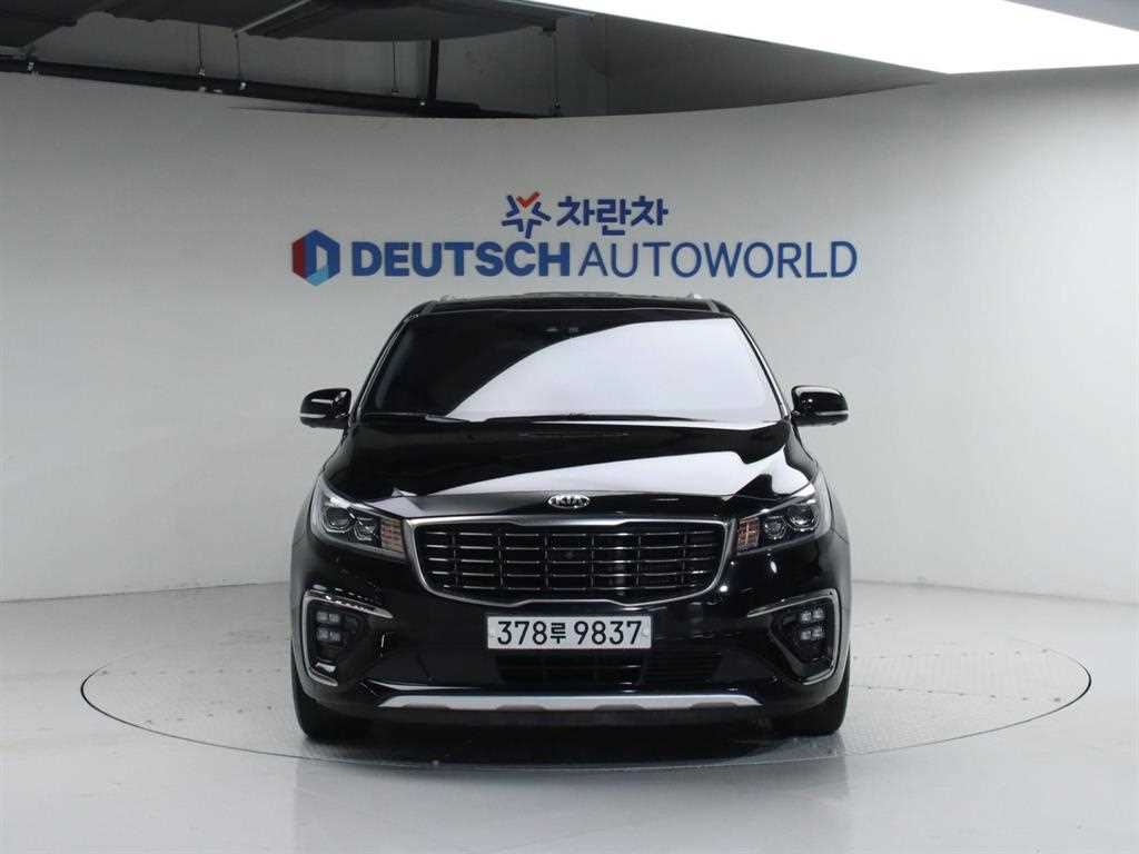 KIA Carnival - Vista 3