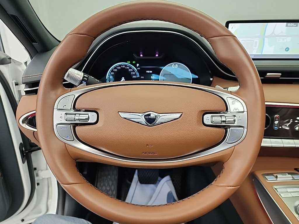 Genesis GV70 - Vista 9