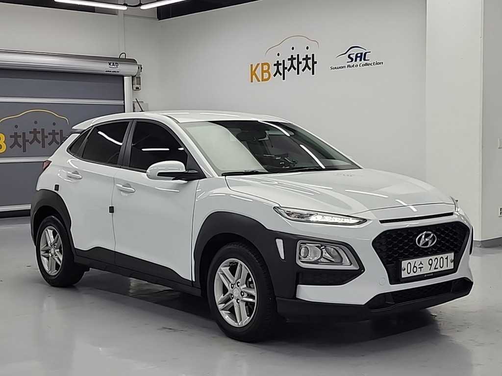 HYUNDAI Kona - Vista 4