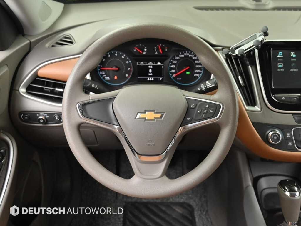 Chevrolet Malibu 2018 Blanco - Importación desde Corea - HF Imports Iquique - Foto 13