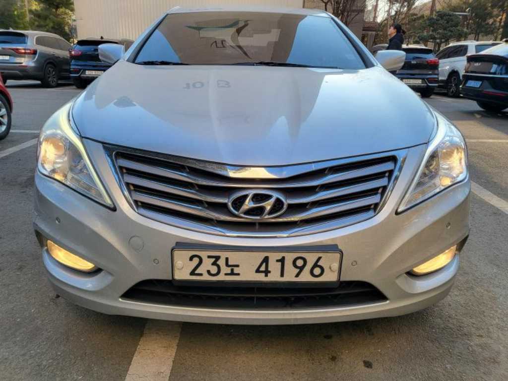 HYUNDAI Grandeur 2011 Gris - Importación desde Corea - HF Imports Iquique - Foto 1