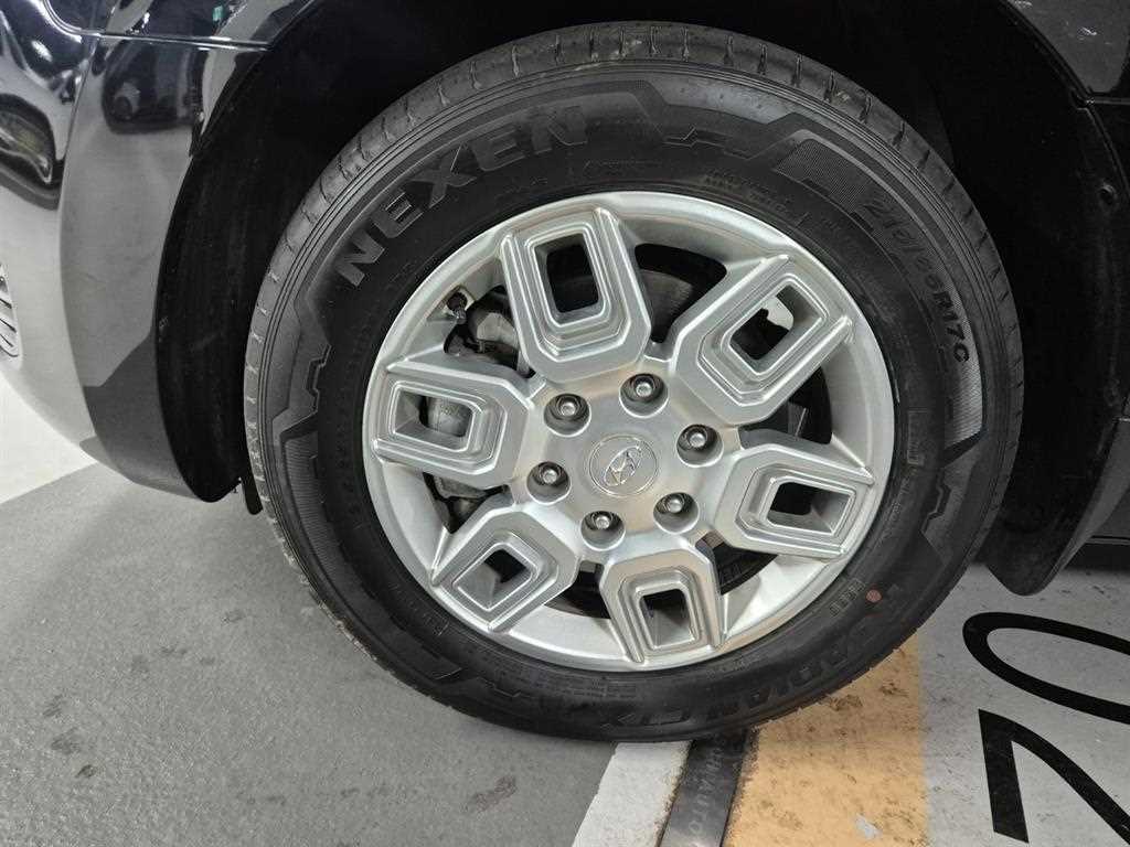 HYUNDAI Staria - Vista 5