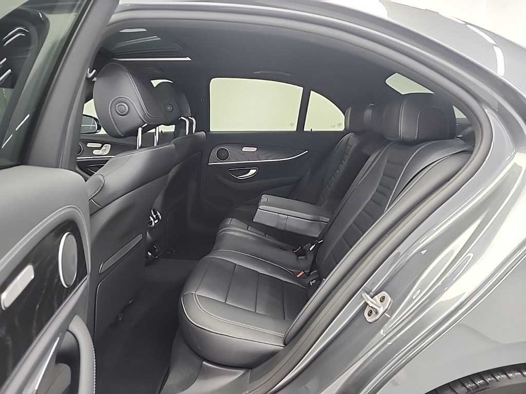 Mercedes Benz E class 2023 Gris - Importación desde Corea - HF Imports Iquique - Foto 13