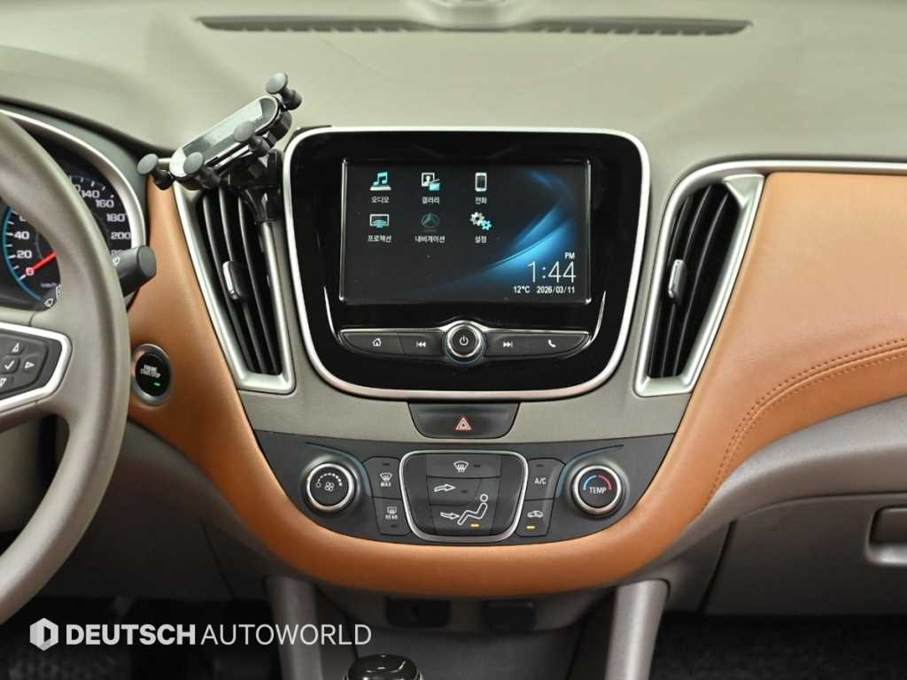 Chevrolet Malibu 2018 Blanco - Importación desde Corea - HF Imports Iquique - Foto 14