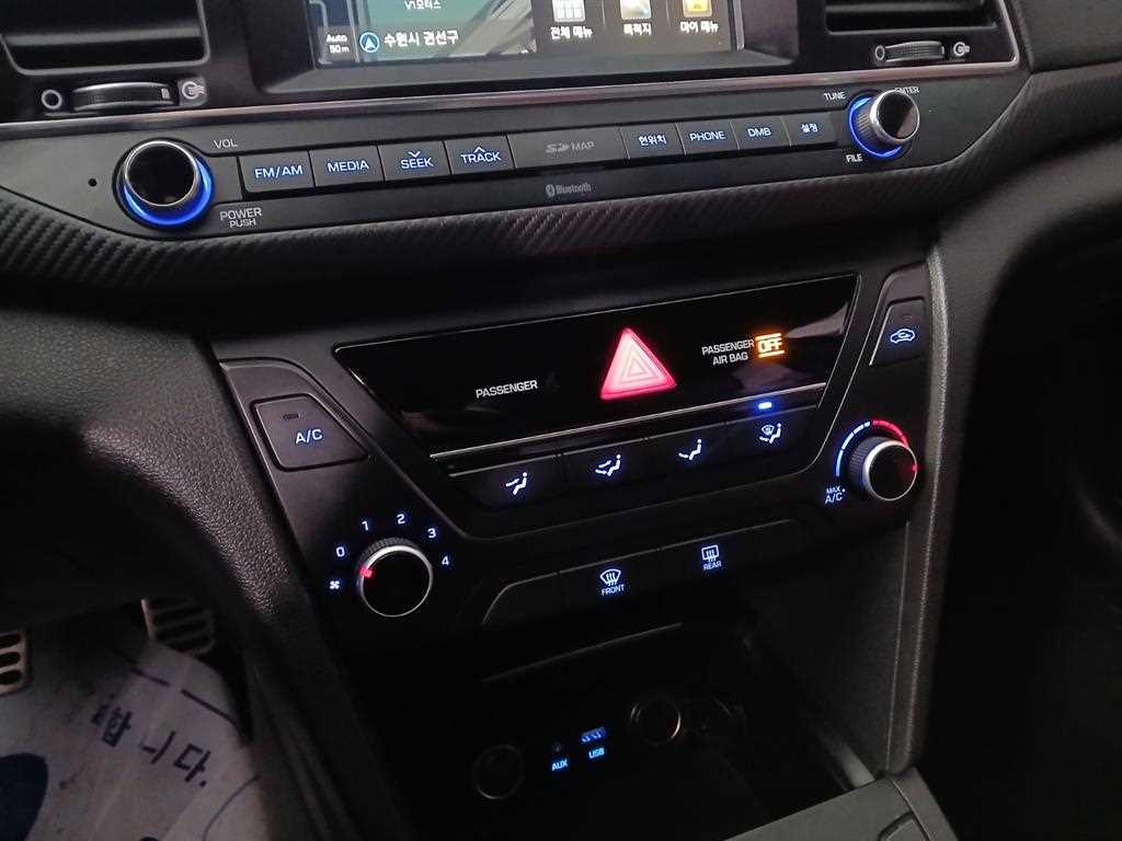 HYUNDAI Avante 2017 Negro - Importación desde Corea - HF Imports Iquique - Foto 14