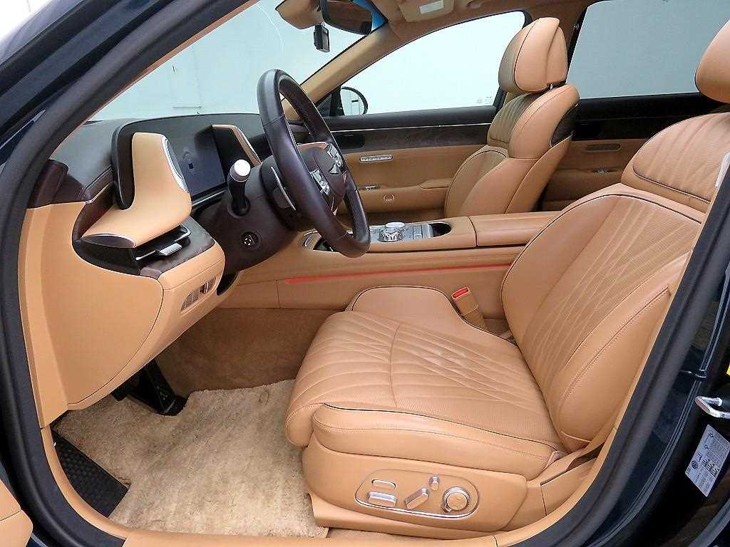 Genesis G90 - Vista 6