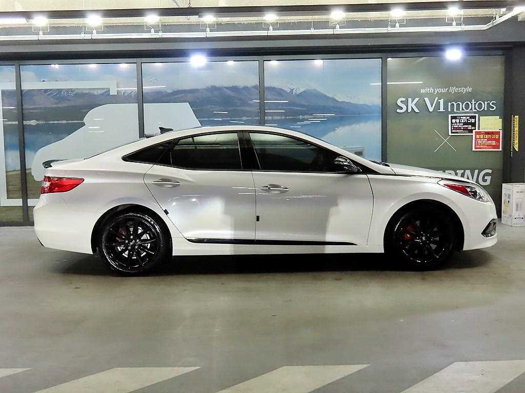 HYUNDAI Grandeur - Vista 4