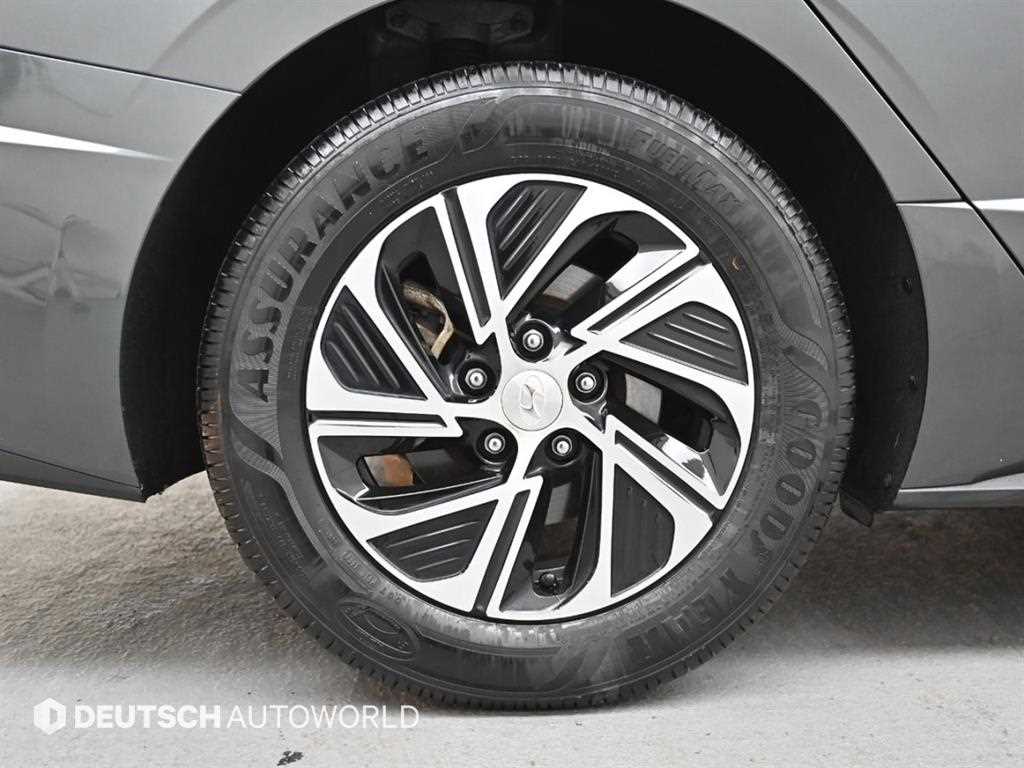 HYUNDAI Sonata - Vista 5