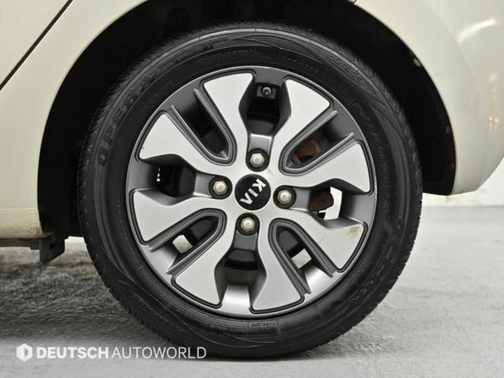 KIA Morning - Vista 5