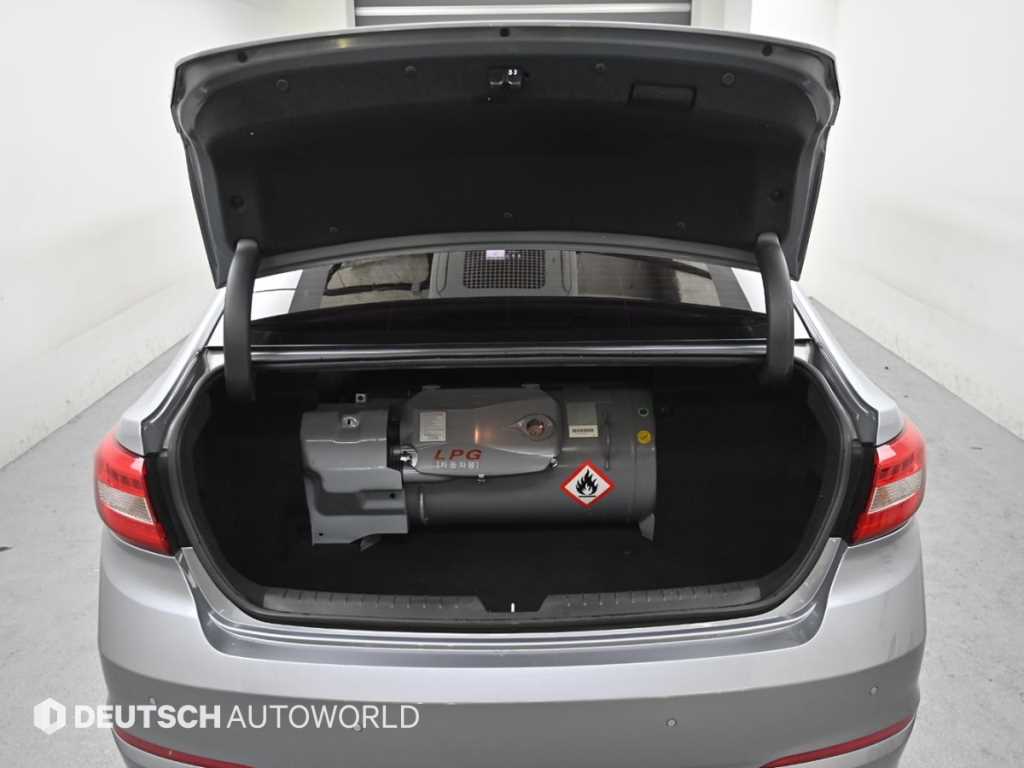 HYUNDAI Sonata 2016 Gris - Importación desde Corea - HF Imports Iquique - Foto 19