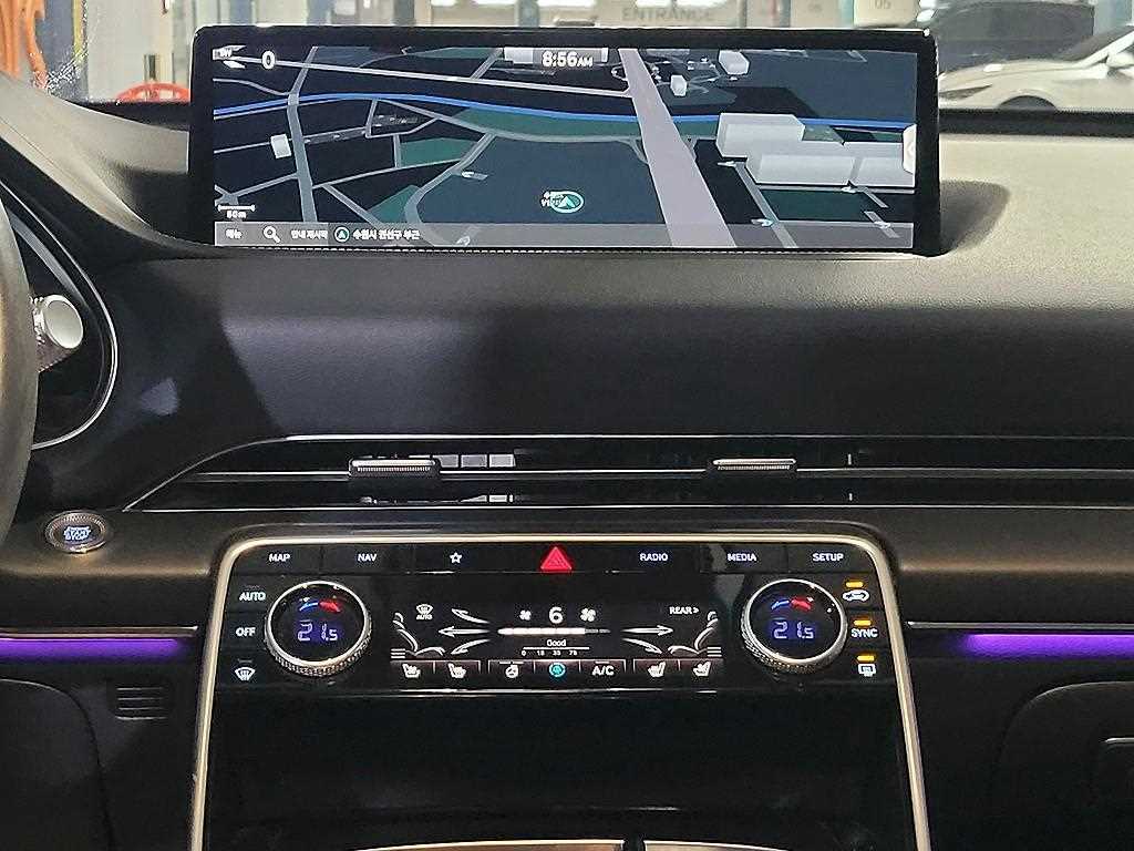 Genesis GV80 - Vista 11