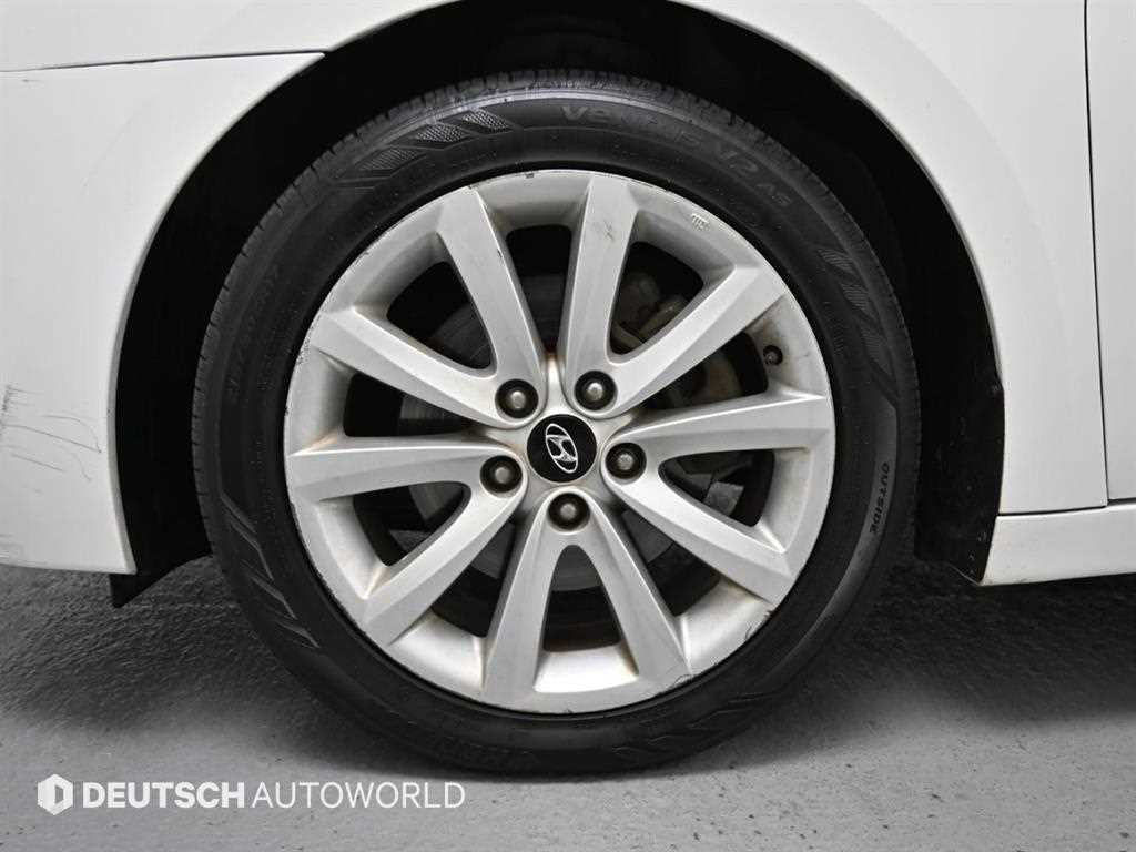 HYUNDAI i40 - Vista 5