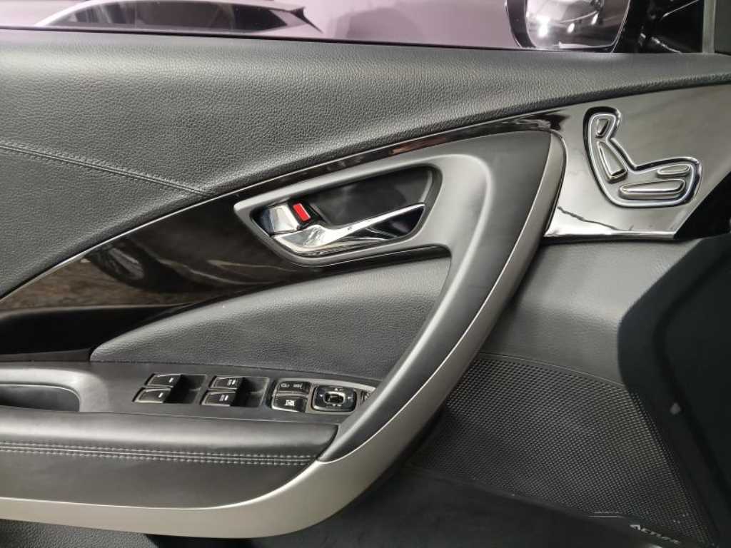 HYUNDAI Grandeur 2014 Negro - Importación desde Corea - HF Imports Iquique - Foto 17