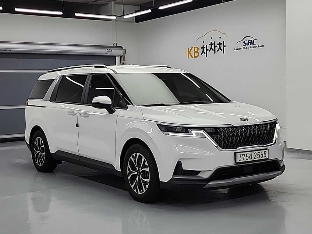 KIA Carnival - Vista 4