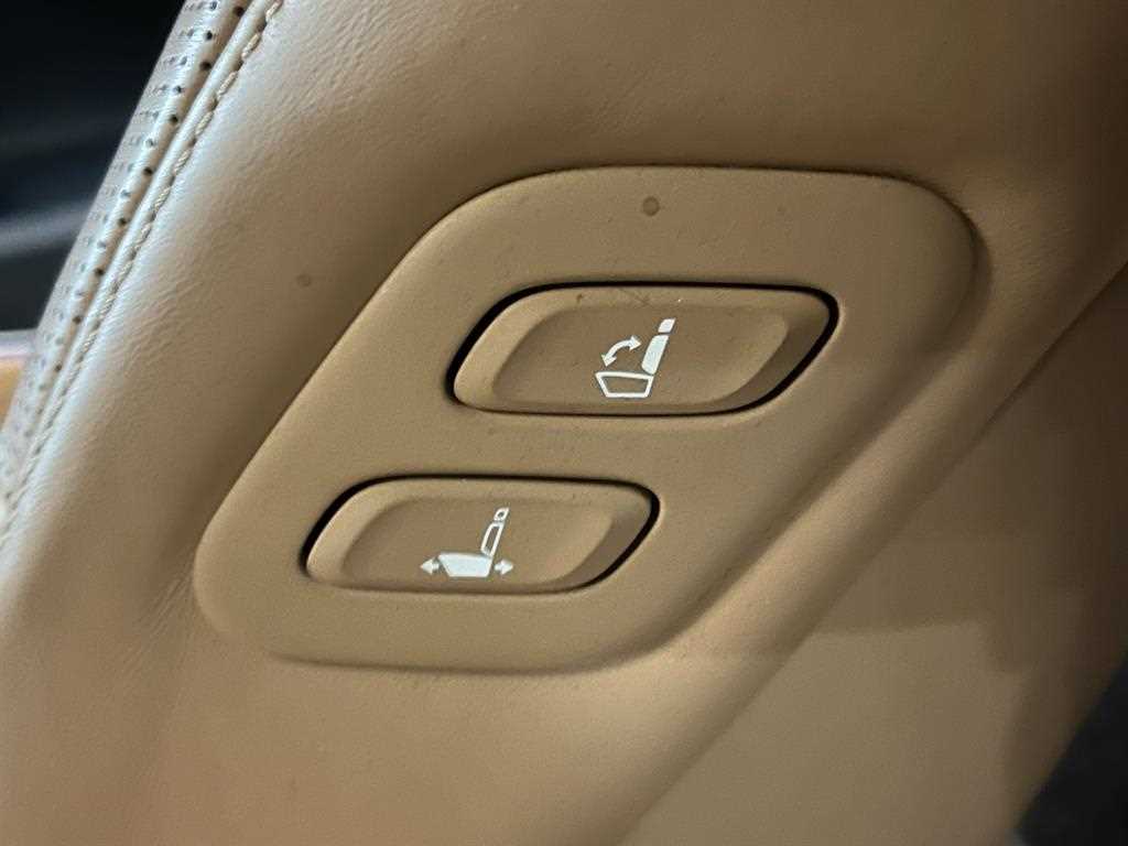 Genesis GV80 - Vista 9