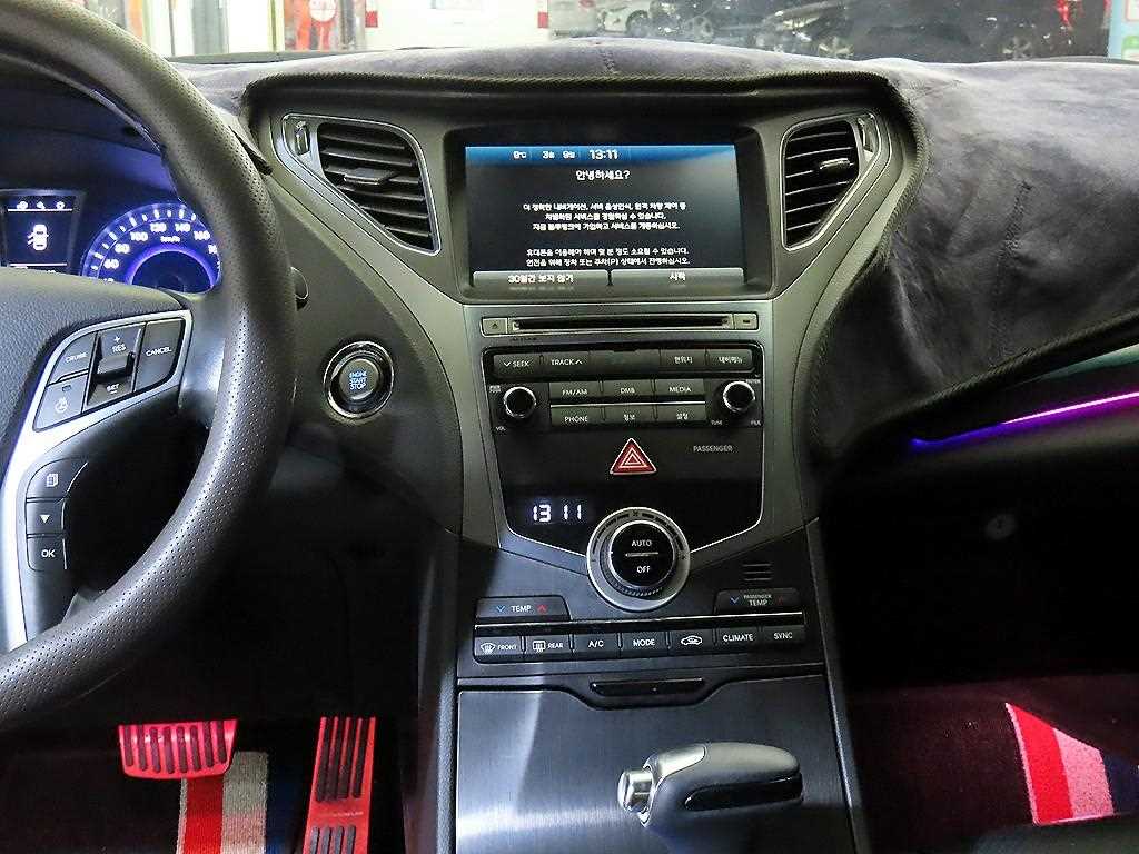 HYUNDAI Grandeur - Vista 11