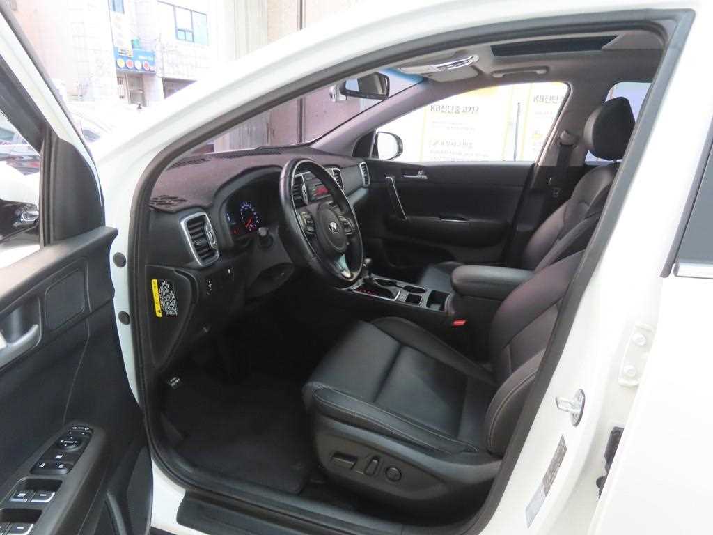 KIA Sportage - Vista 5