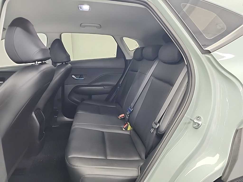 HYUNDAI Kona - Vista 12