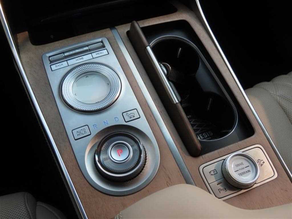 Genesis GV80 - Vista 6